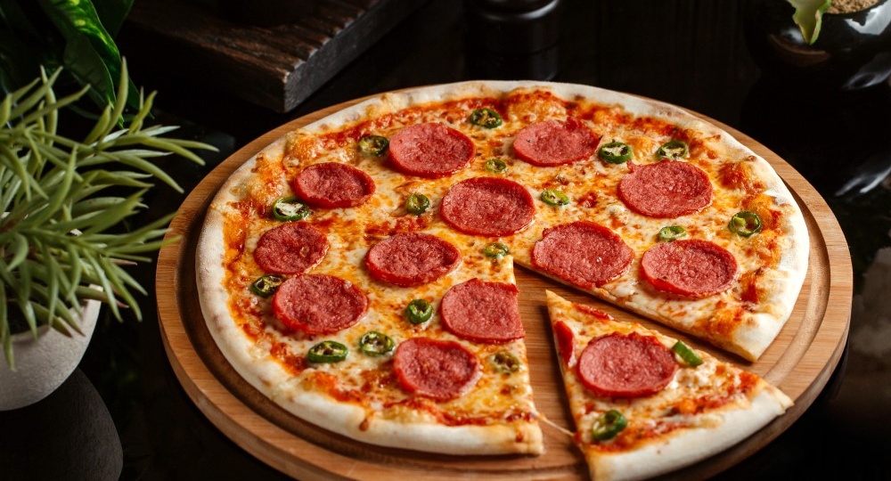 Пицца в духовке: 10 рецептов от классической «Маргариты» до изысканной с грушей