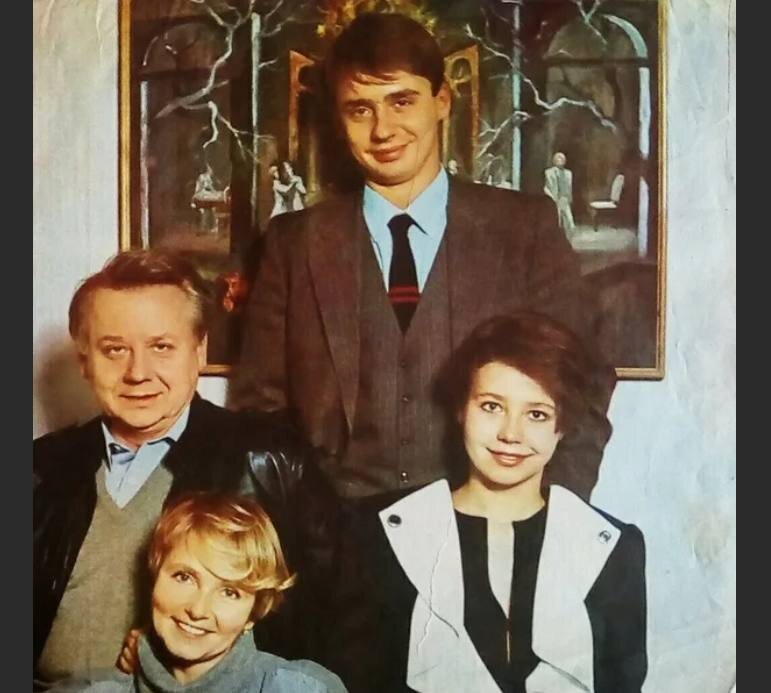 Первая семья Олега Табакова. Фото: ТВЦ