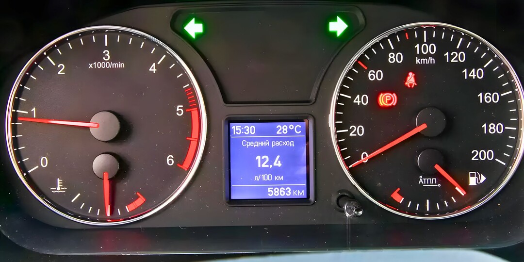 «Моторы быстро выходят из строя»: Рассказываю, какие обороты особо вредны для двигателя