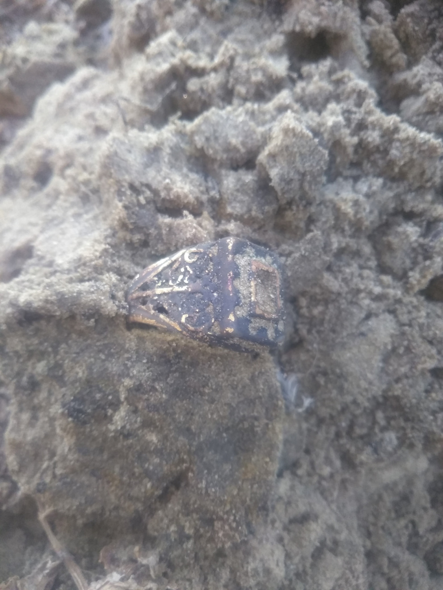 и тут руки маленько затряслись.