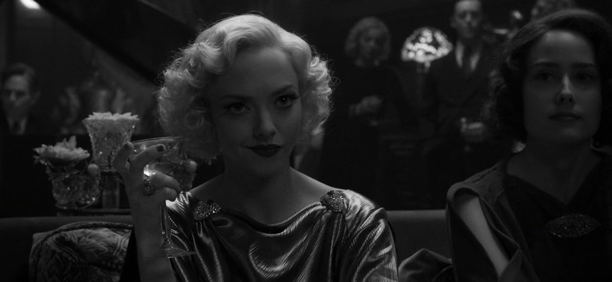 Кадр из фильма «Манк» (2020)