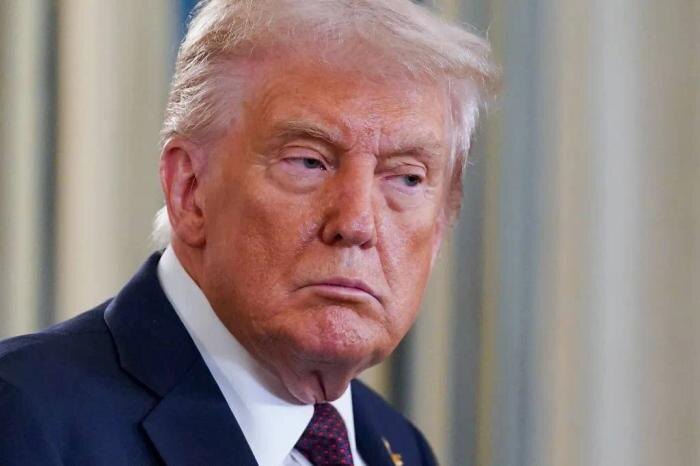 Дональд Трамп. Обложка © ТАСС / EPA / POOL / WILL OLIVER