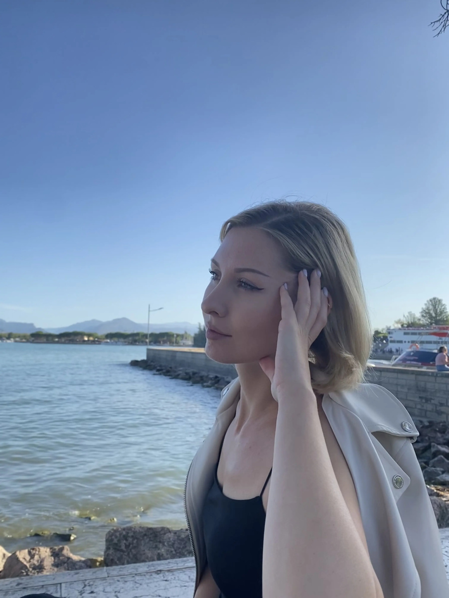 Это я год после переезда в Италию