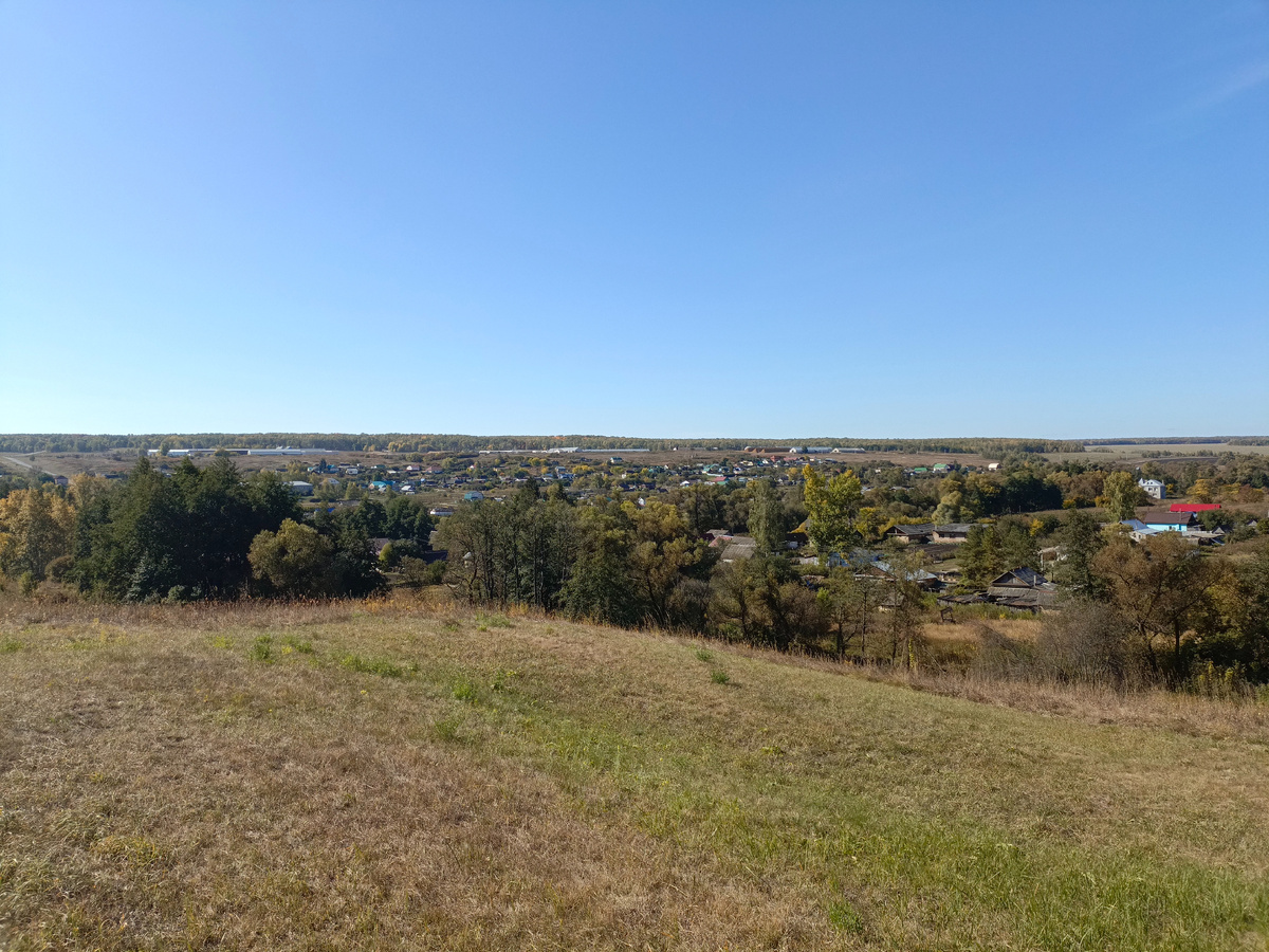 Вид на село из окрестностей 