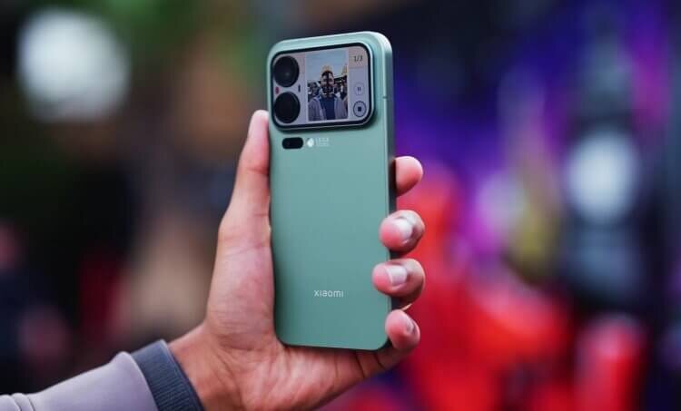    Камеру Xiaomi 17 Pro Max сравнили с конкурентами. Изображение: Mrwhosetheboss