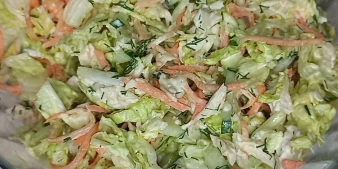 Самый вкусный салат с курицей и овощами