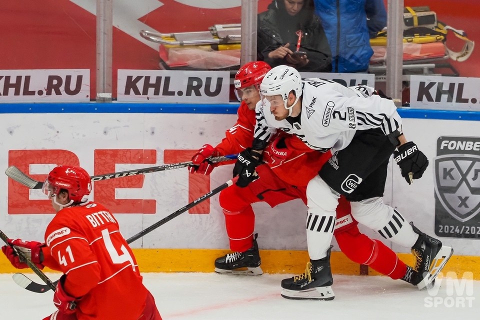    «Трактор» в гостевом матче проиграл «Спартаку» со счетом 3:6. Фото: ХК «Спартак»