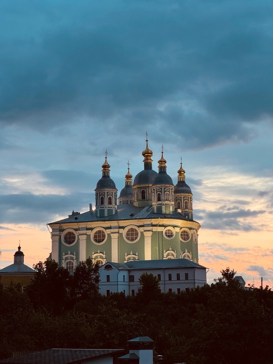 Закат. Успенский Собор