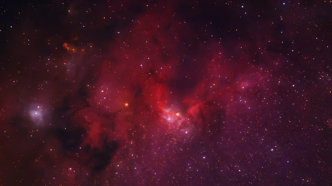 Туманность Пещера — диффузная эмиссионная туманность в составе более крупного комплекса туманностей под названием Цефей B.