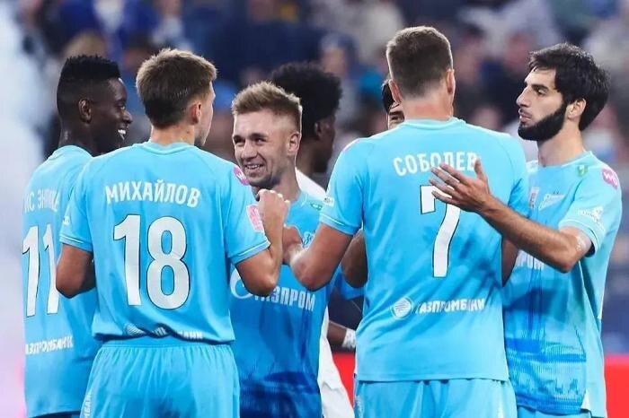 Футболисты «Зенита». Обложка © Telegram / Футбольный клуб «Зенит»