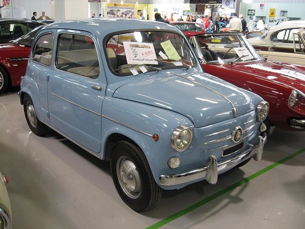    Fiat 600, Италия. Выпускался с 1955 по 1969 год. Фото: ru.wikipedia.org