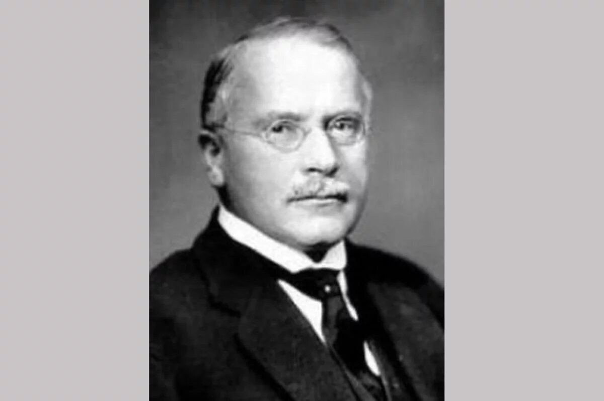    Густав Хиндман Миллер.