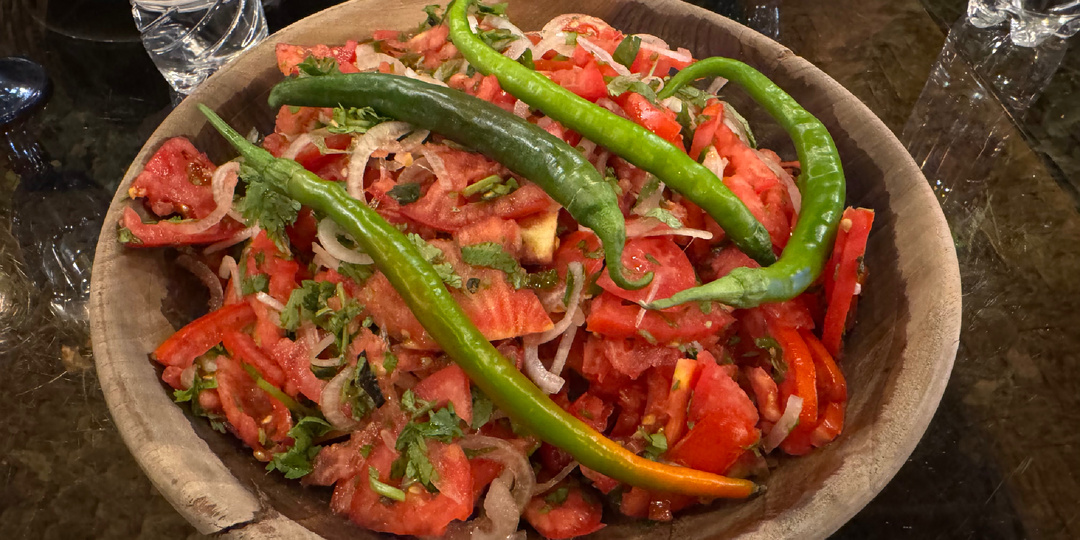 Таджикская кухня: Искусство, в котором плов — это философия, а лепешка — это закон