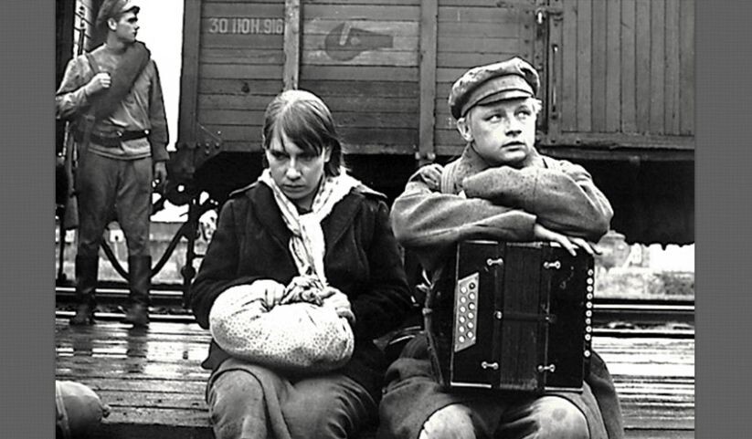 В х/ф "В огне брода нет", с Инной Чуриковой