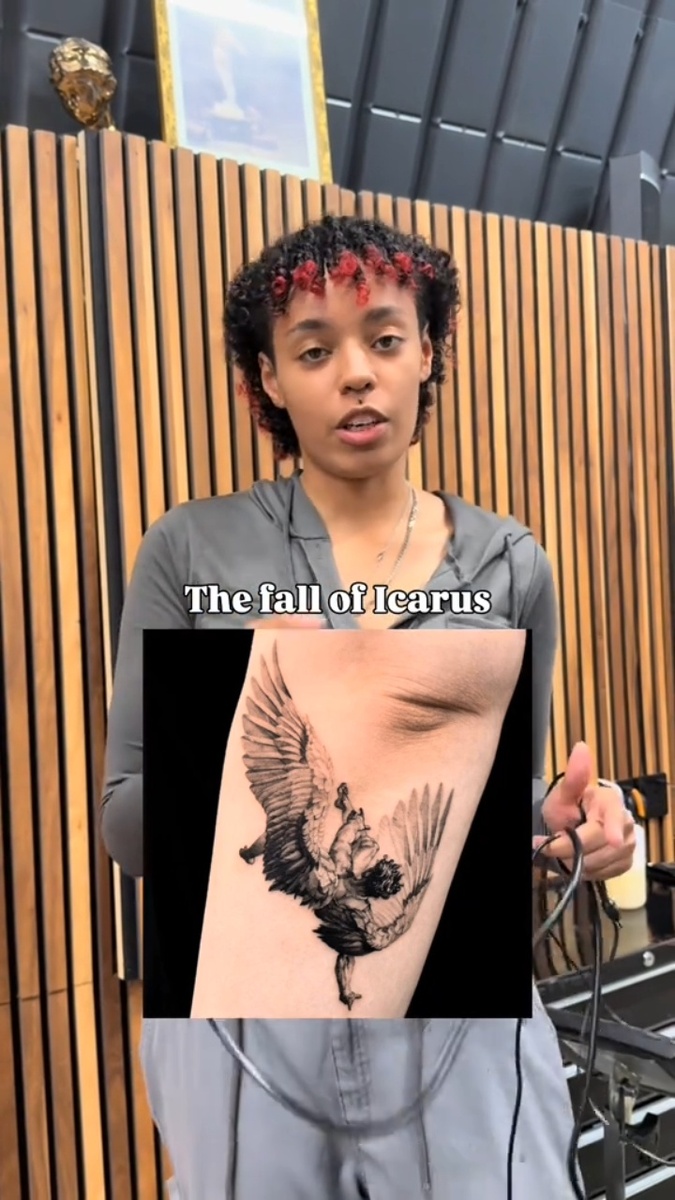 Что в голове у того, кто бьет падение Икара? Наверное, мужик пессимист и неудачник! А, может быть, умудреный опытом)))