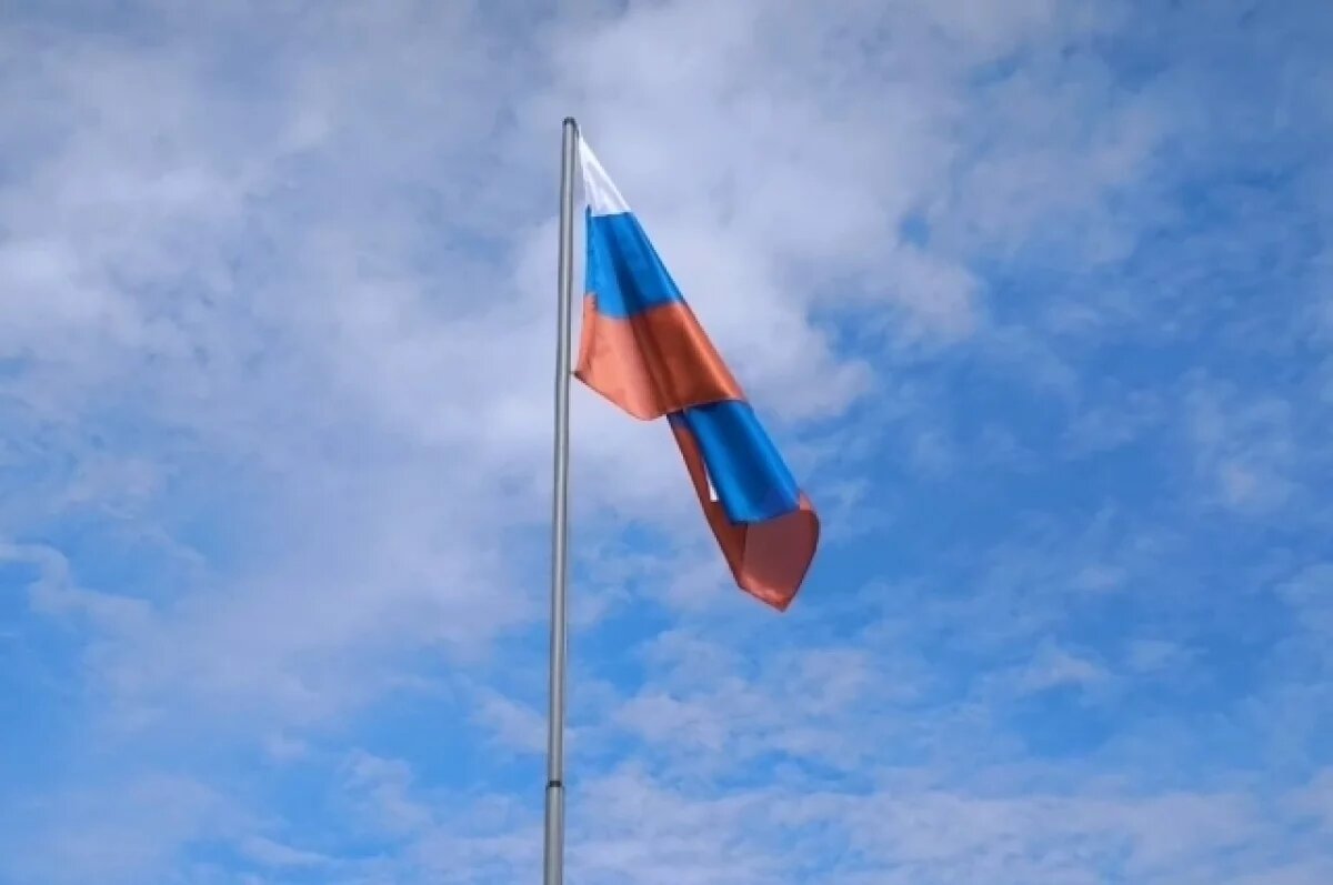    Воспитывать