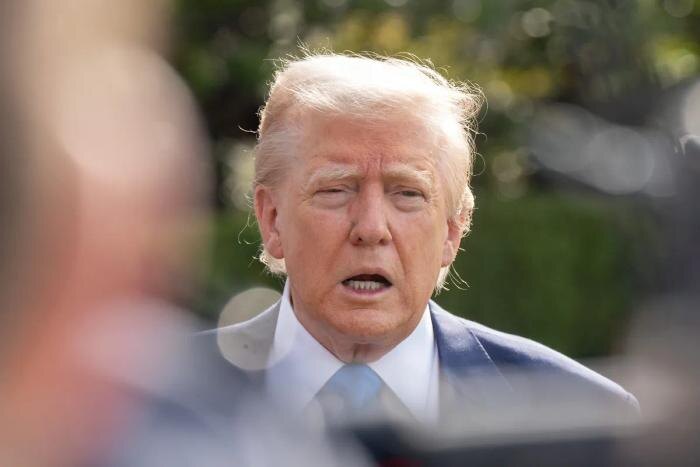 Дональд Трамп. Обложка © Shutterstock / FOTODOM / Joey Sussman