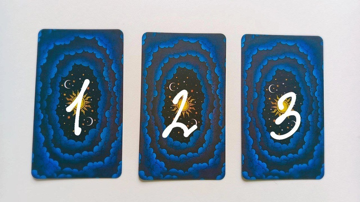 ❓Чем я могу вам помочь❓Моё имя Алия, я занимаюсь таро терапией, работаю со страхами, фобиями, тенью, через подсознание и разговор с душой Я люблю работать с бессознательным и подсознанием, просматриваю людей через видение и понимание мужской и женской психологии. Помогу пережить развод, выход из тяжёлых отношений, наладить семью, встретить новую любовь. А еще я люблю тему денег и бизнеса, регулярно провожу консультации по поводу реализации себя, поиска себя, и тд увеличения дохода в разы. Помогаю выйти из застоя, понять в чем ваш путь, где вы остановились, как понять и найти себяПоддержать канал, ваша благодарность 🙏Связаться со мной 8 982 494 04 24