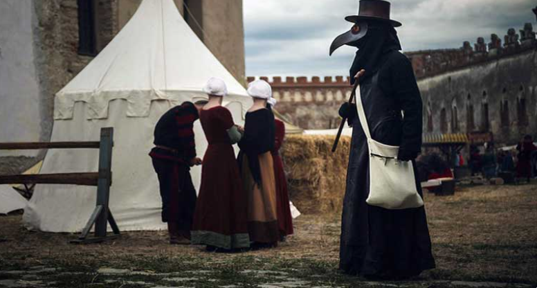 Самые смертоносные пандемии в истории унесли жизни десятков миллионов людей, опустошили деревни и города и повергли человечество в хаос.