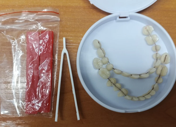 Виниры, пломбы и брекеты с маркетплейсов за 500 рублей: почему самолечение опасно для зубов и кошелька