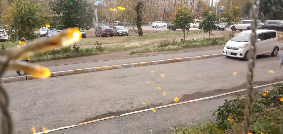 Вид из окна кафе.