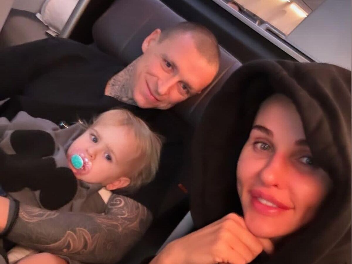    Павел Мамаев с женой© Фото : Соцсети