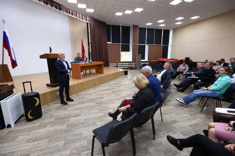    Участник СВО возглавил совет Медвежьегорского округа в КарелииЗаксобрание Карелии