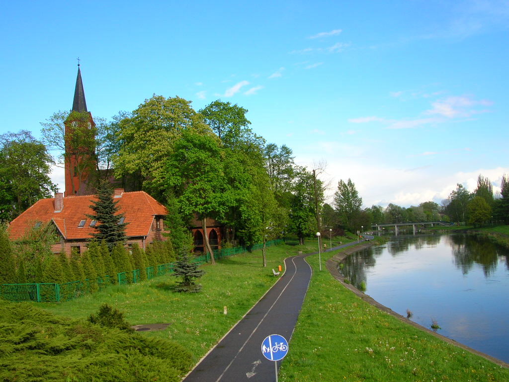 Пила (пол. Piła), Шнайдемюль (Шнейдемюль), (нем. Schneidemühl) — город в Великопольском воеводстве Польши, центр Пилского повята. Занимает площадь 102,68 км². Население —69 758 человек (на 2024 год)