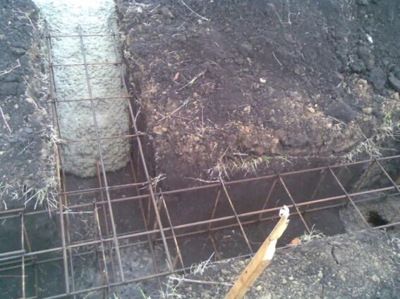 Заливка бетона в траншею без подсыпки