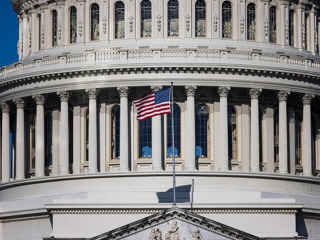    Фото: ТАСС/EPA/JIM LO SCALZO