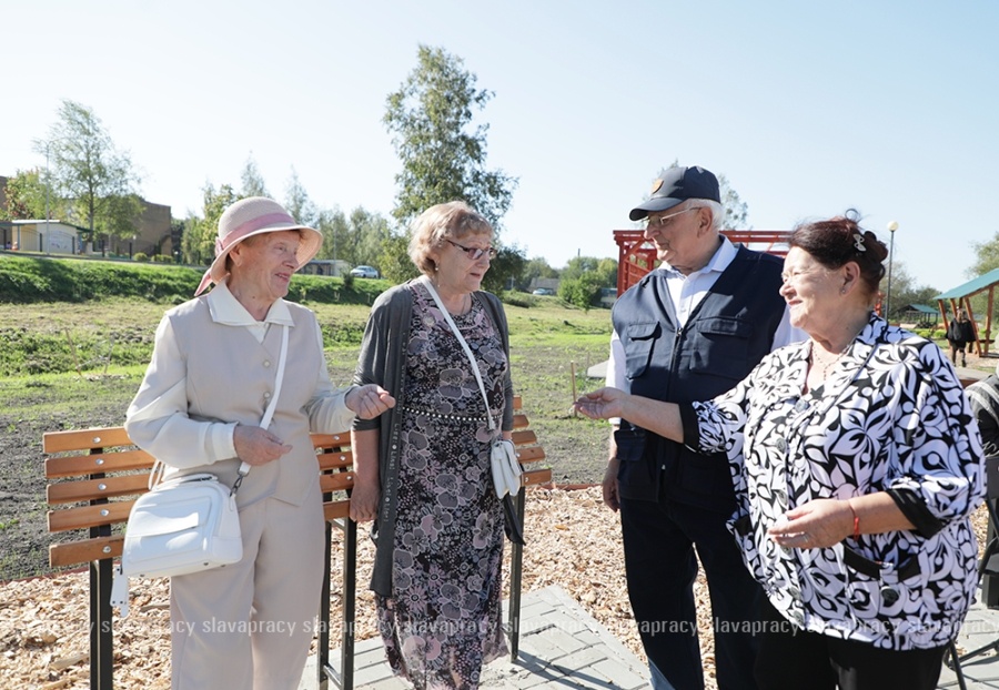     На Копыльщине знают: возраст – не беда, это лучшие года