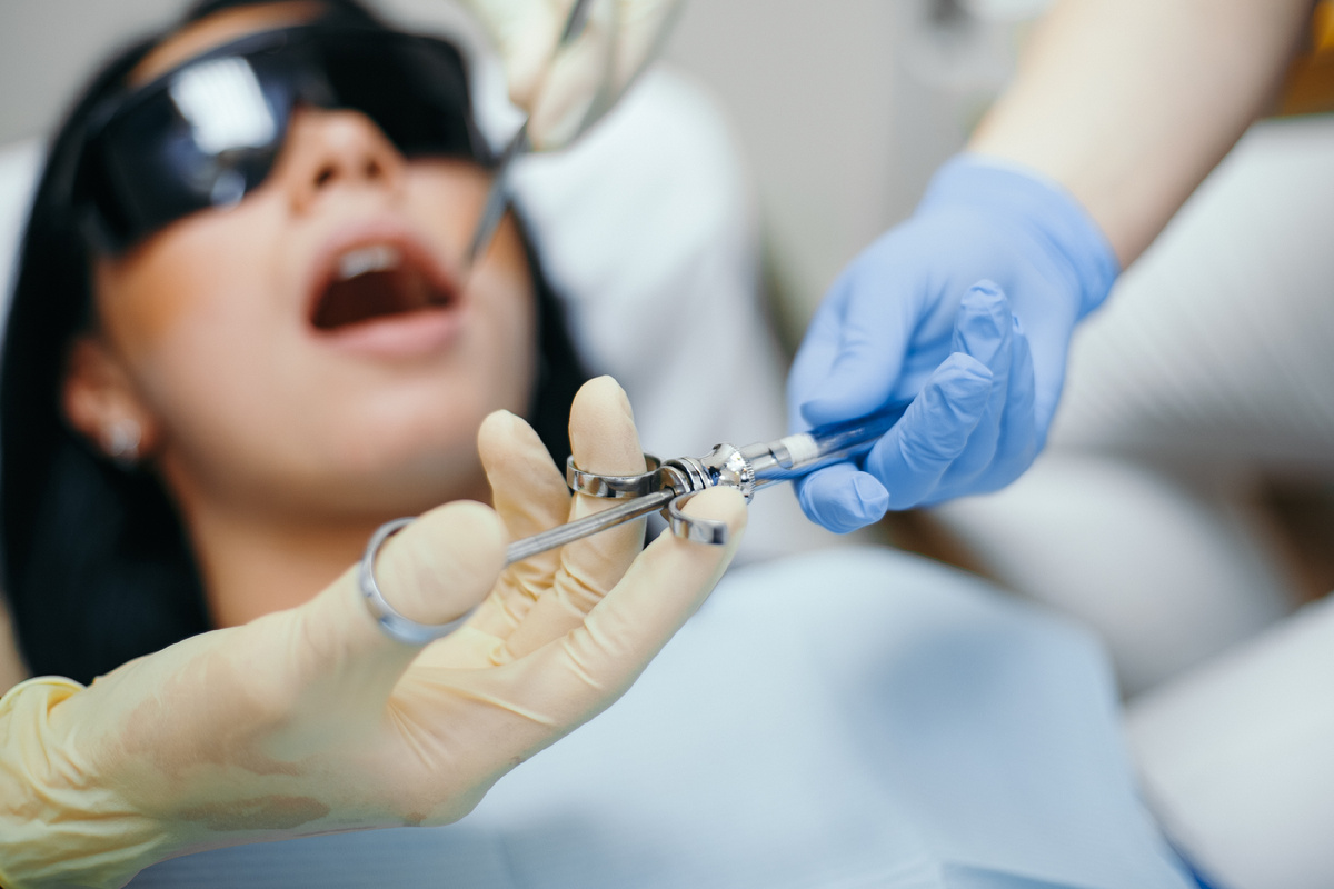 Фотография взята с сайта стоматологии Дмитрович Фэмили https://www.dmitrovich.ru/