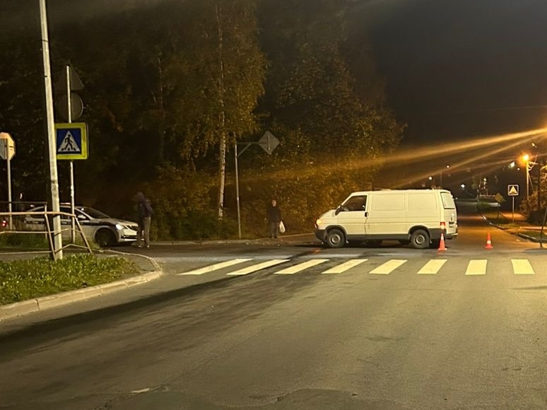    Лихач на внедорожнике устроил жесткое ДТП в ПетрозаводскеГАИ Петрозаводска