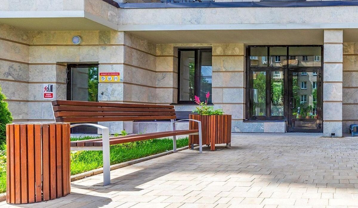     Подъезд дома. Источник: mos.ru Автор фото: Пресс-служба Мэра и Правительства Москвы