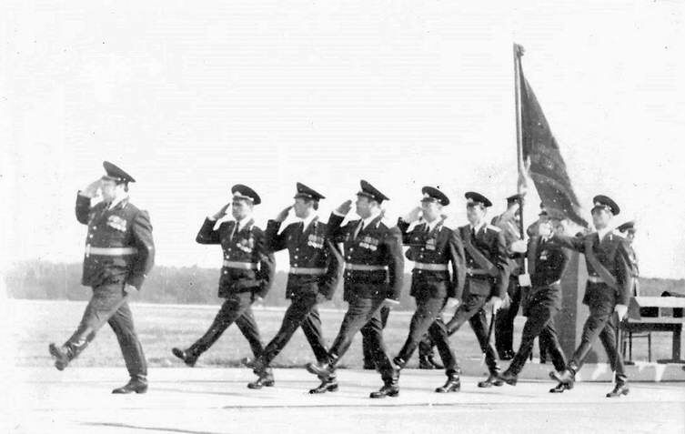 Красиво идут...