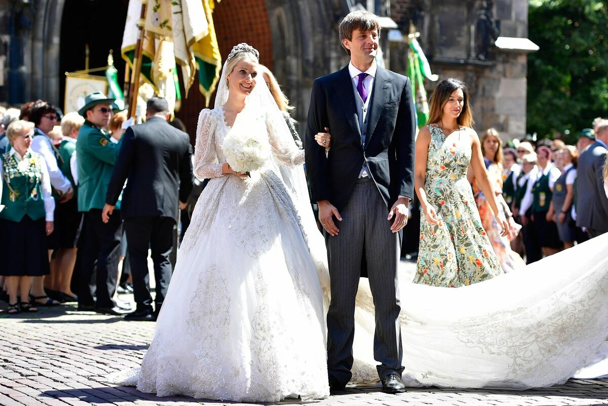 https://www.pinterest.com/pin/prince-ernst-august-of-hannover-and-ekaterina-malyshevas-wedding--98657048070778940/