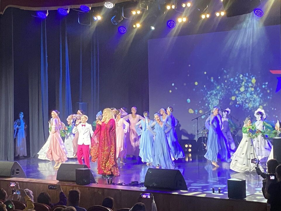     Елена Аботурова