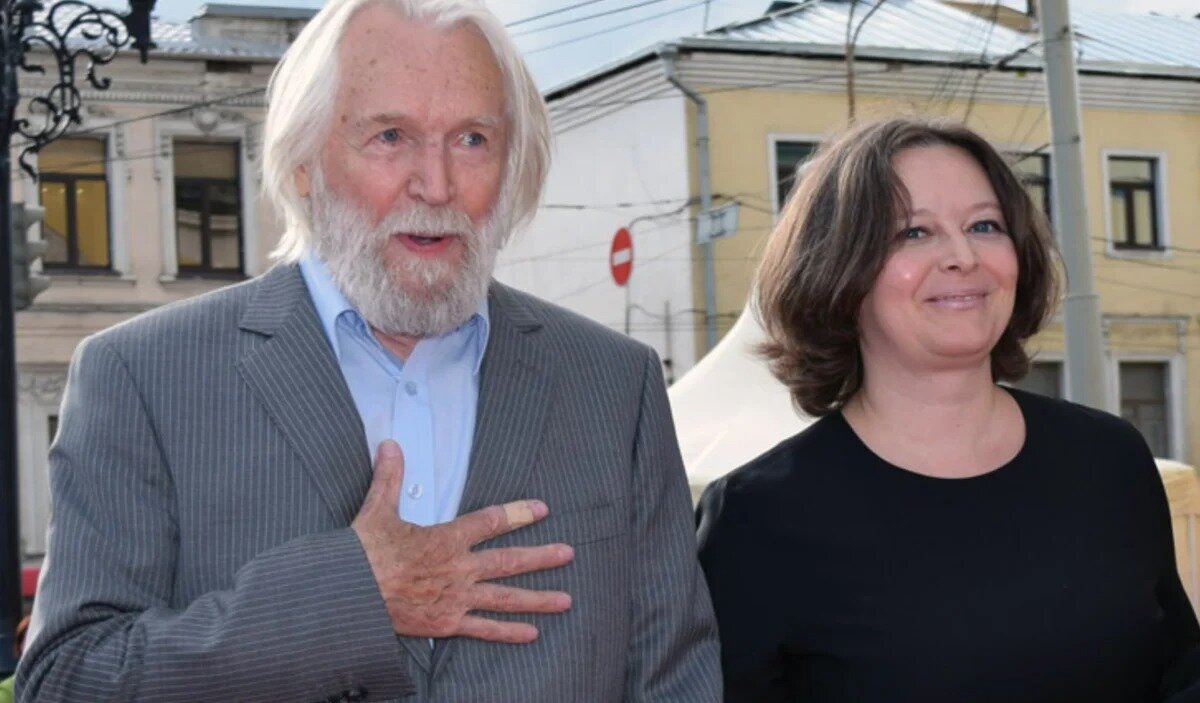 Фото: Любшин и Корнеева 