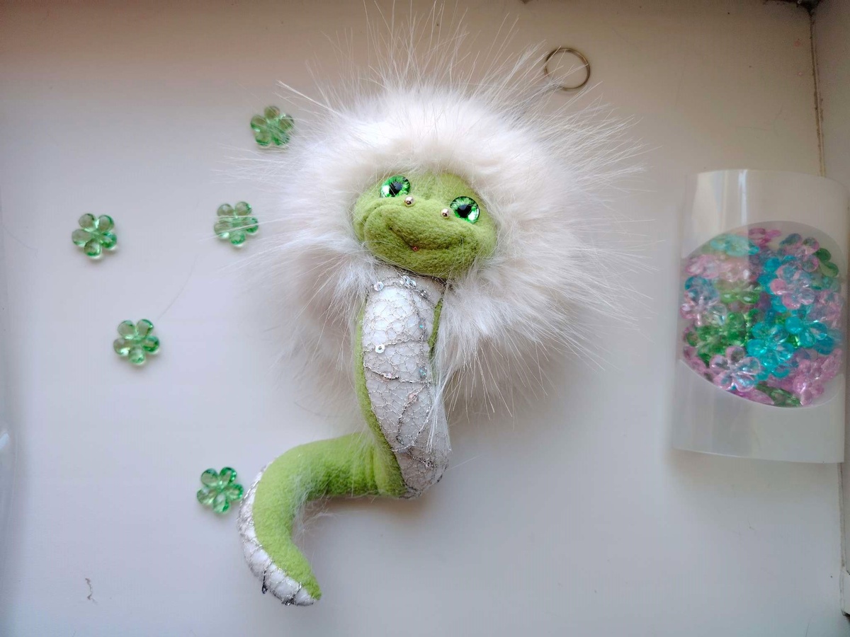 Помните моих милых змеек?