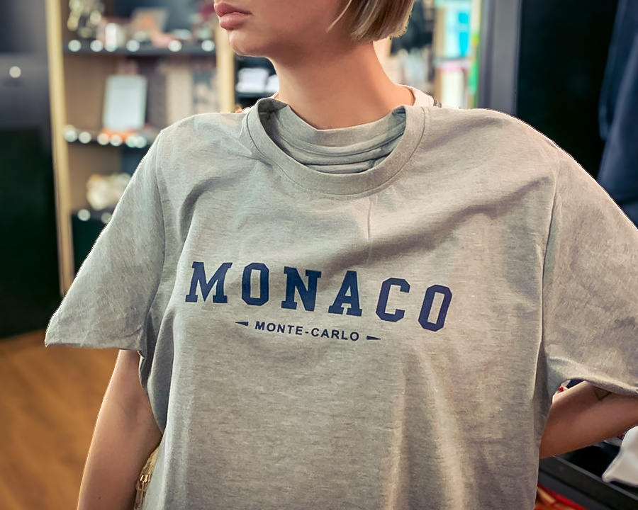 Фирменный магазин Ferarri