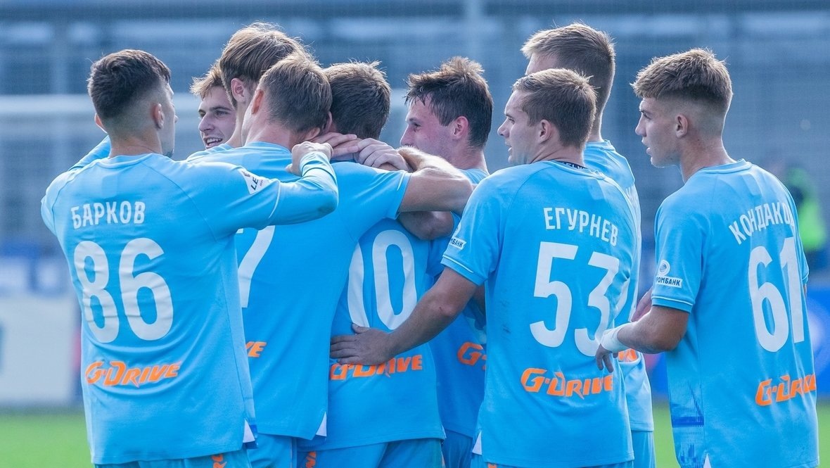    «Зенит-2» досрочно стал чемпионом второй лиги Б. ФК «Зенит»