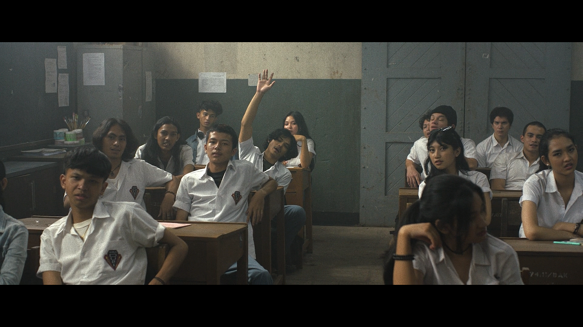 Кадр из фильма Осада школы в Букит-Дури (2025)