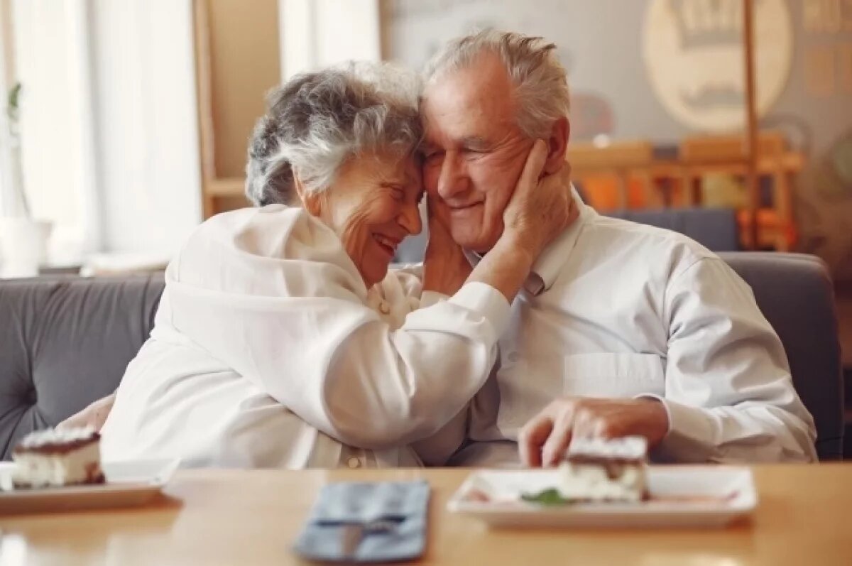    В Роспотребнадзоре рассказали, что пожилым людям нужно много белка