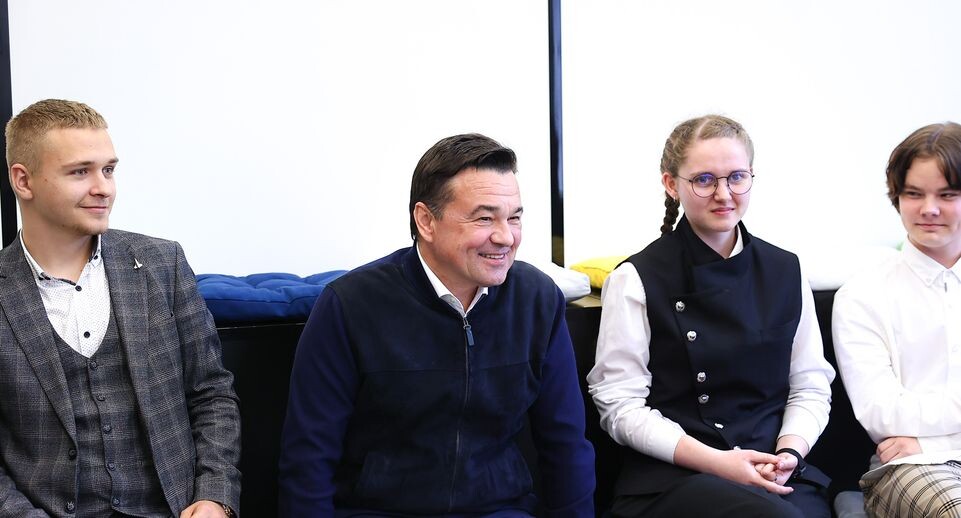    Посещение корпуса Физтех-колледжа в Долгопрудном после капремонта Губернатором Поодмосковья / Медиасток.рф