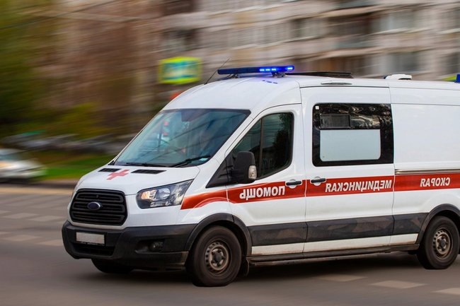    В Екатеринбурге 12 учеников попали в больницу с признаками отравления