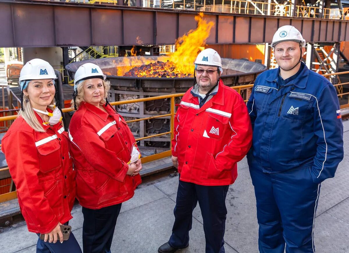 Общественные инспекторы Уральского межрегионального управления Росприроднадзора ознакомились с новыми производственными объектами ММК