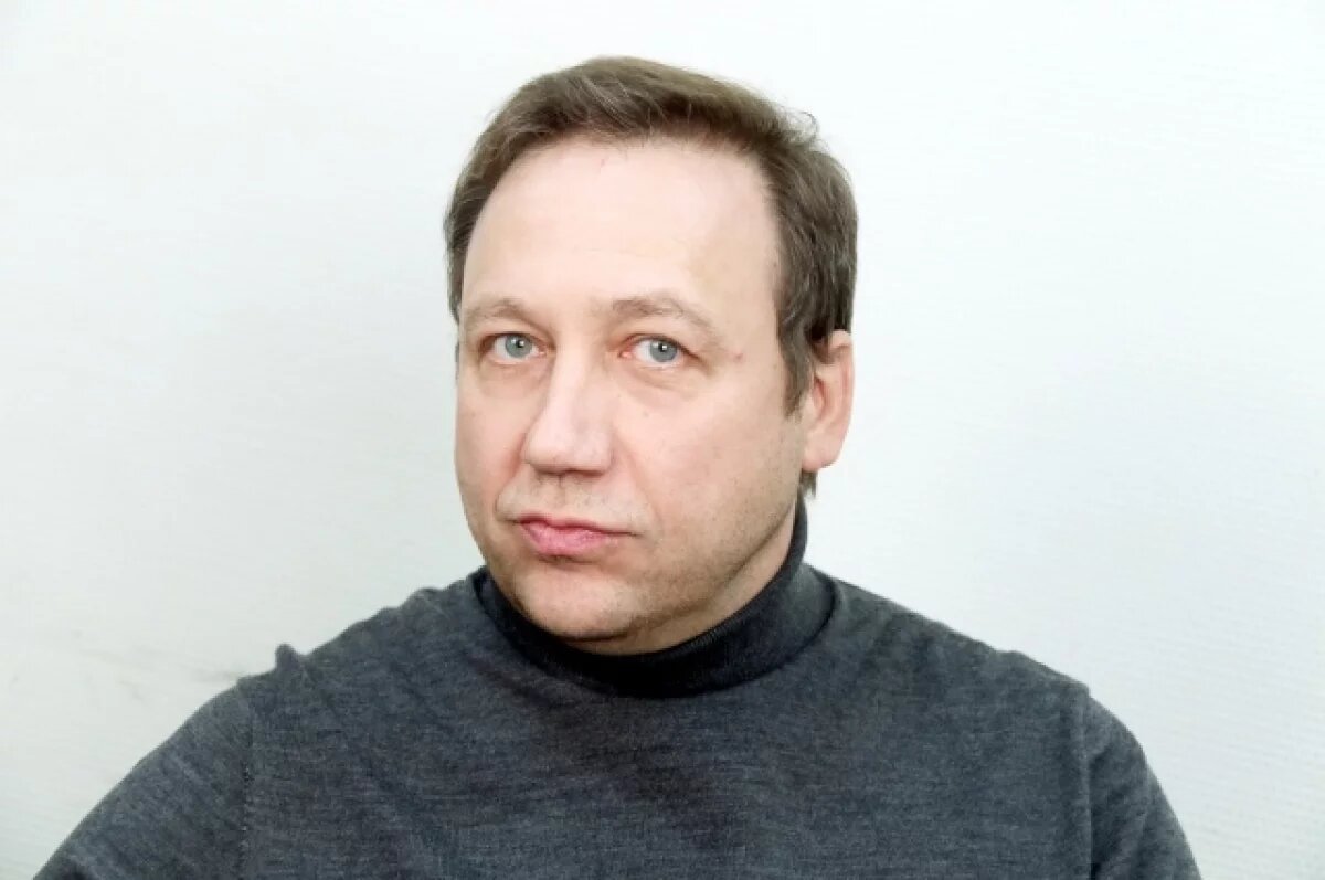    Актёр Дронов объяснил строгие правила воспитания своих детей