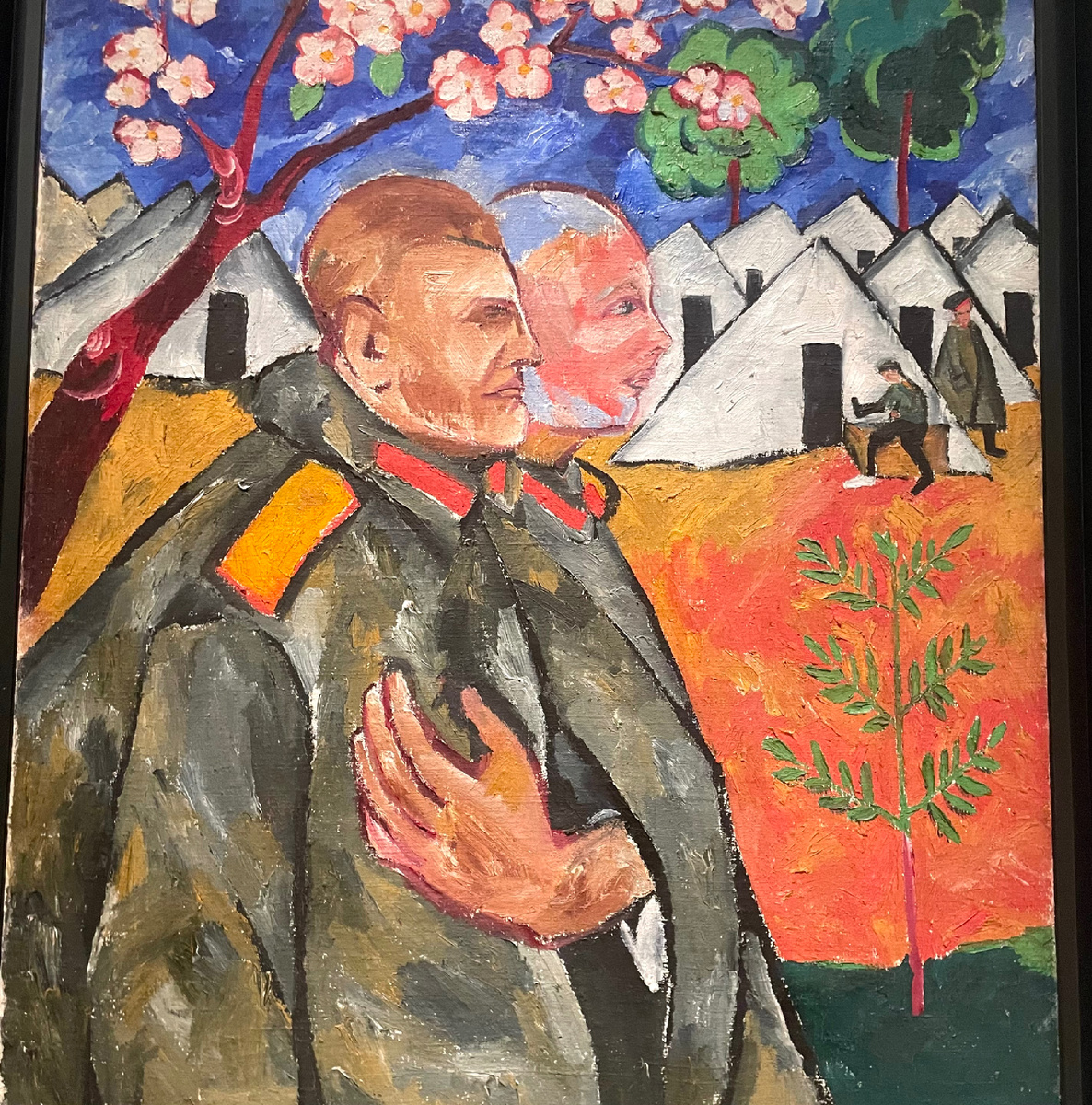 Наталья Гончарова. Портрет Михаила Ларионова и его взводного (1911)