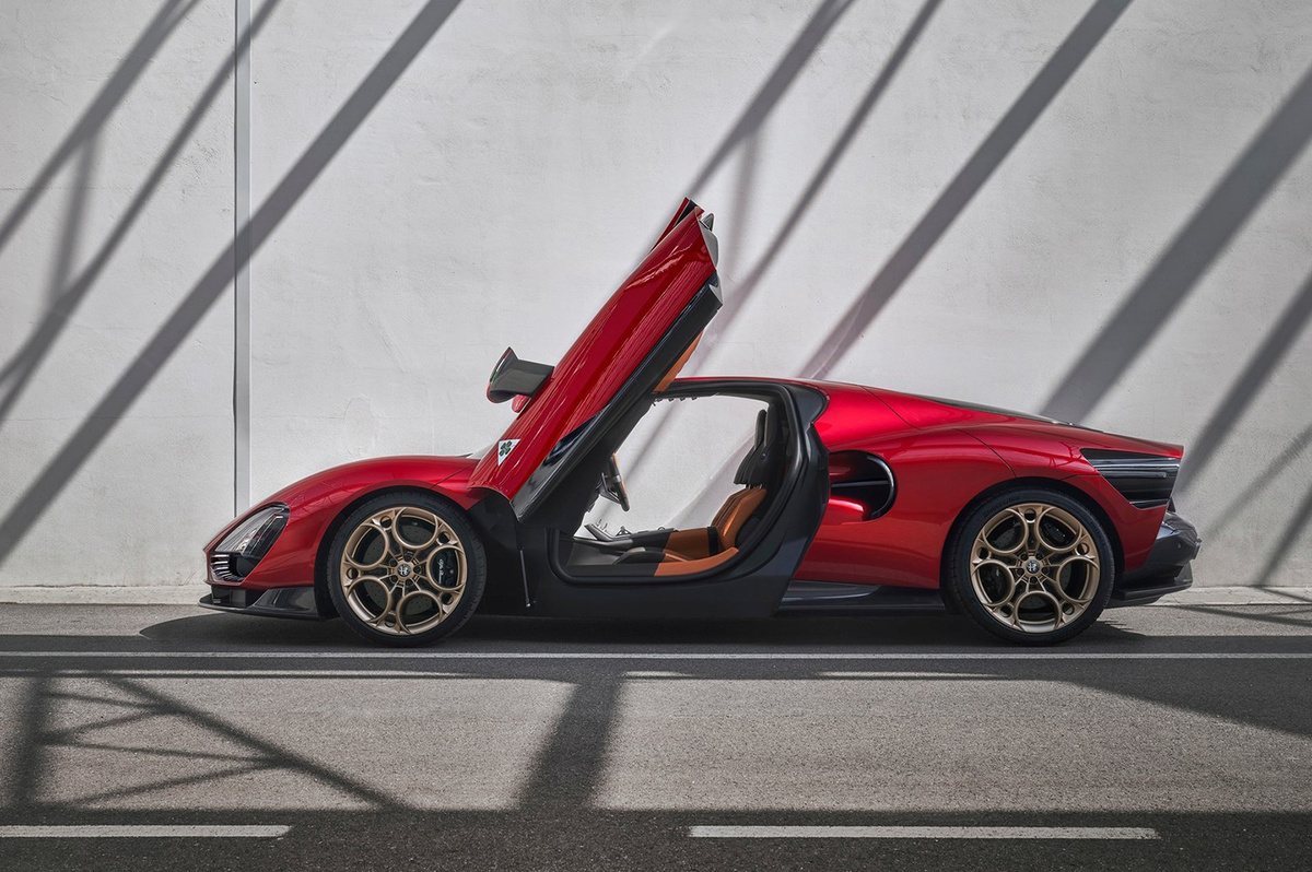 Alfa Romeo 33 Stradale. Фото: из личного архива Рашида Тагирова