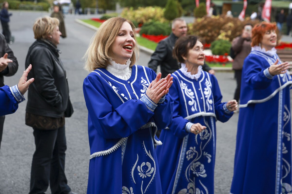    Музей Победы в парке организует праздничную программу ко Дню учителя
